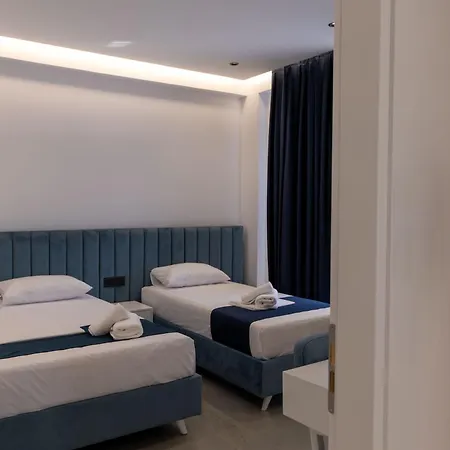 Melina Hotel 3*