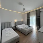 Melina Hotel 3*